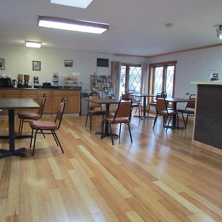 Cherry Lane Motor Inn Amish Country Ronks Buitenkant foto